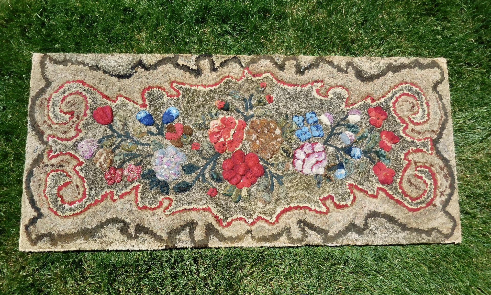 WaldoboroType Shirred Hooked Rug Steven F. Still Antiques