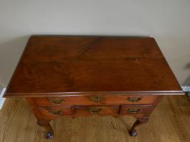 Queen Anne Walnut-Drake Foot Dressing Table